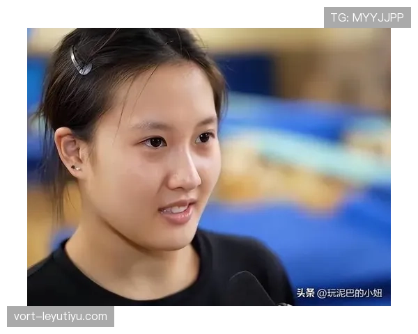 掌敏洁赛前啃汉堡被拍,教练脸都绿了 掌敏洁赛前啃汉堡被拍,教练脸都绿了