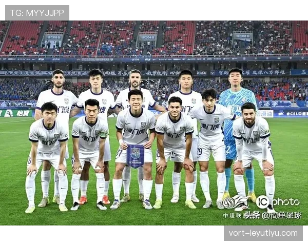 天津津门虎常规训练课重点演练边路战术配合